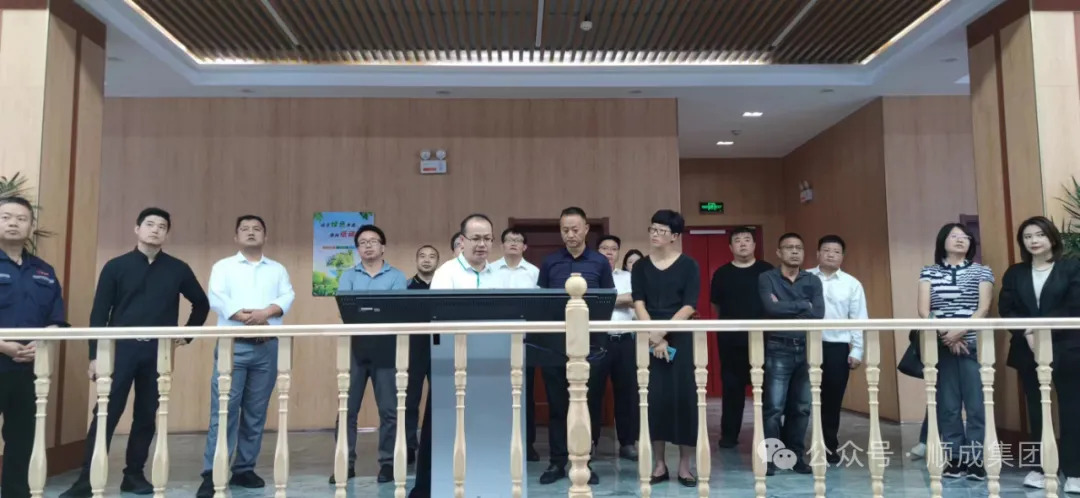 云南省曲靖市政府副市长吴静一行到凯发K8官网集团旅行考察